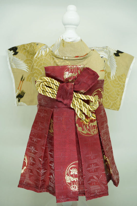 Crazy de Wan - Furisode Hakama 小振袖袴服 (Tsuru Seikaiha GR 金紅鶴青海波)